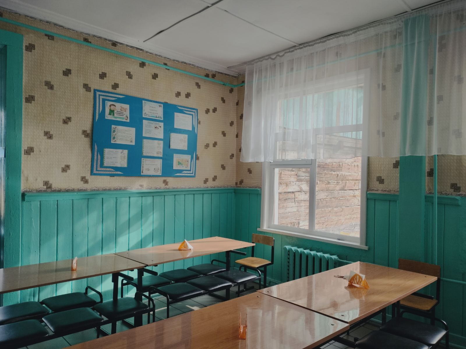 Изображения столовой.