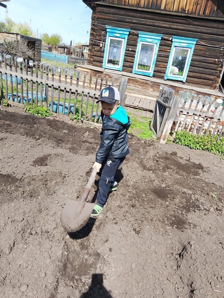 Учимся формировать грядки.