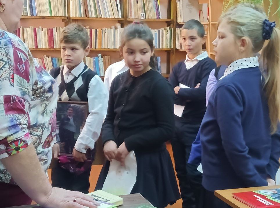Увлекательная экскурсия в библиотеку &amp;quot;Мир книг&amp;quot;.