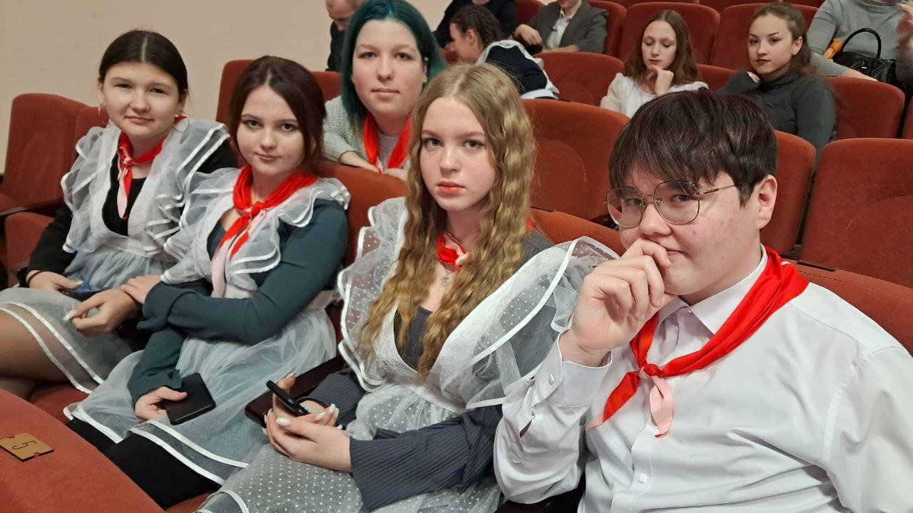 Хранители истории.